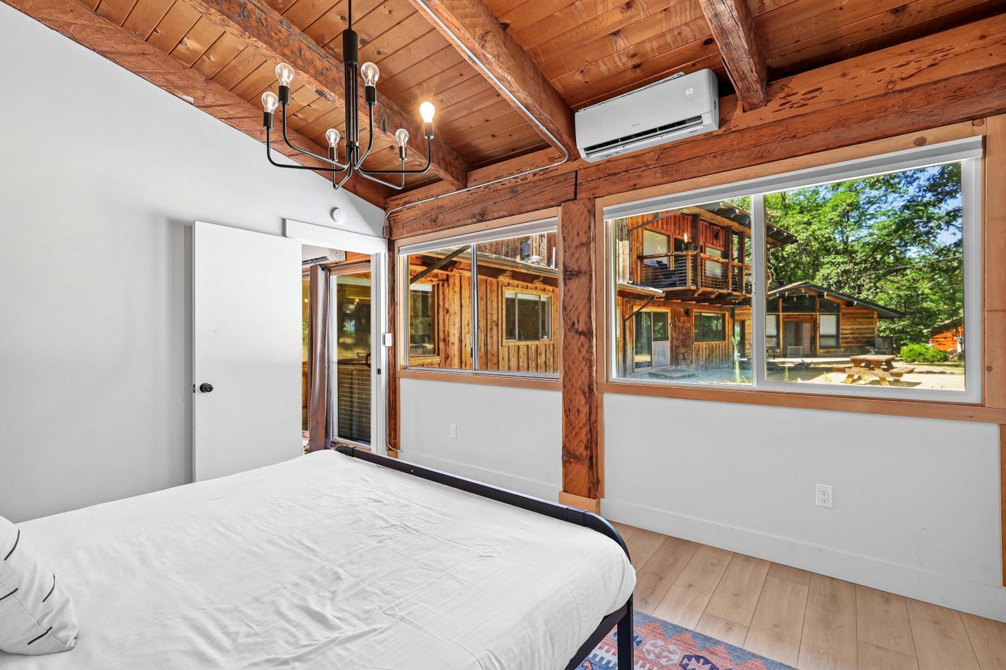Basecamp Lodge 夏斯塔山 客房 照片